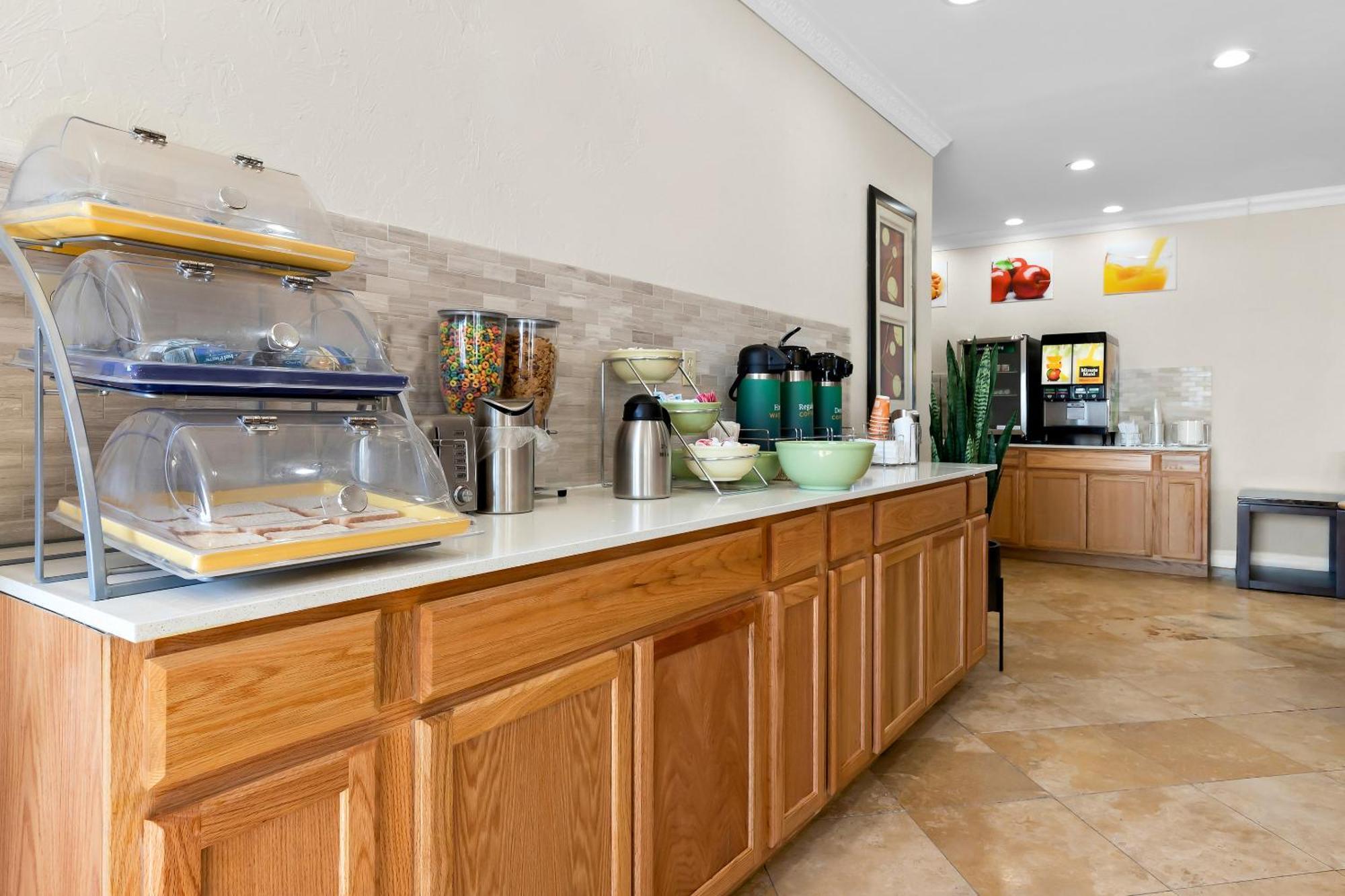 Quality Inn & Suites Mcalester Extérieur photo