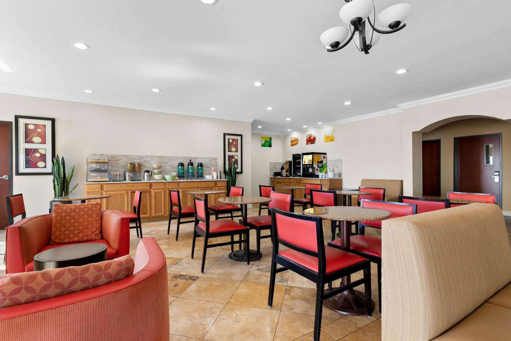 Quality Inn & Suites Mcalester Extérieur photo