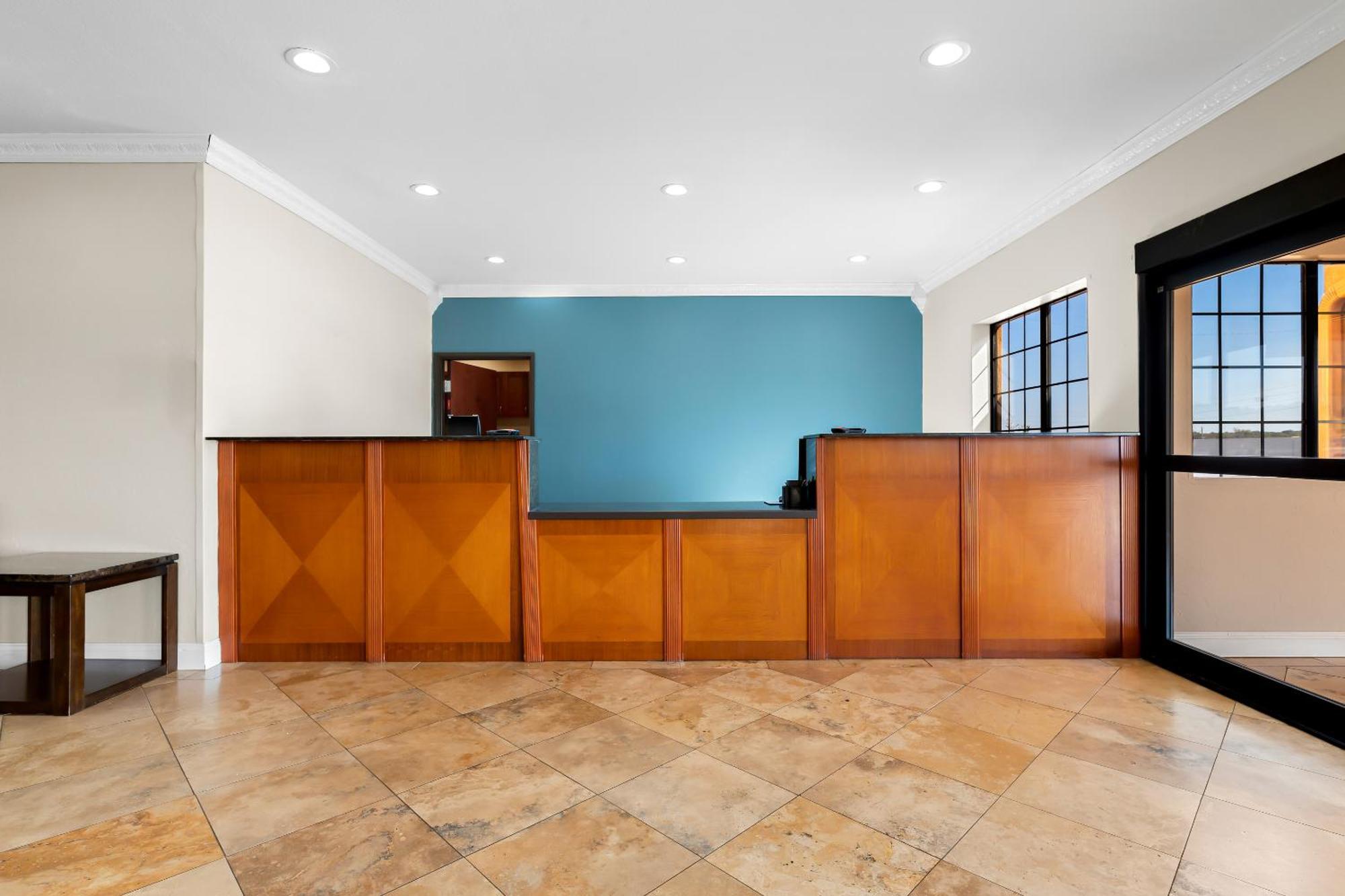 Quality Inn & Suites Mcalester Extérieur photo