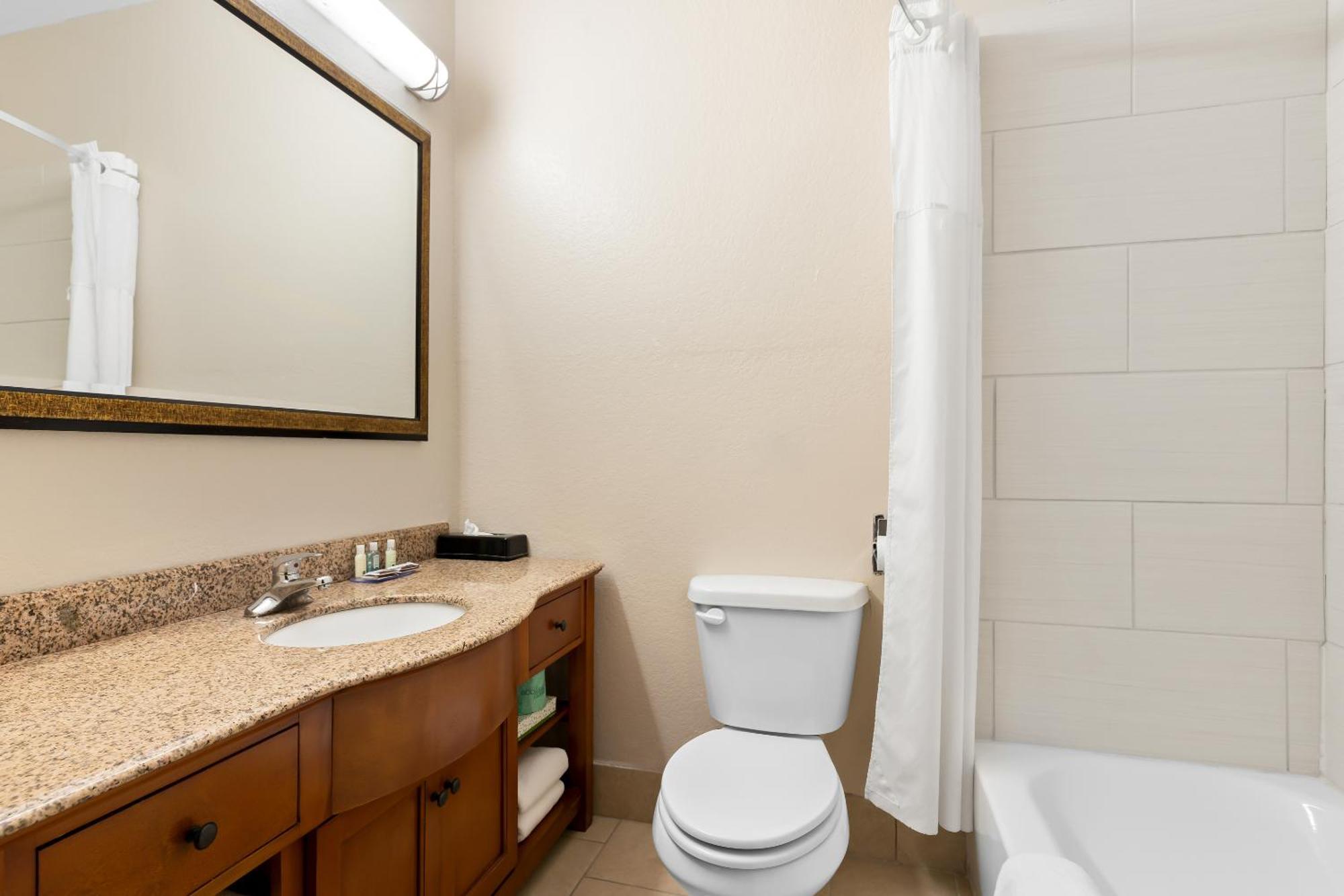 Quality Inn & Suites Mcalester Extérieur photo